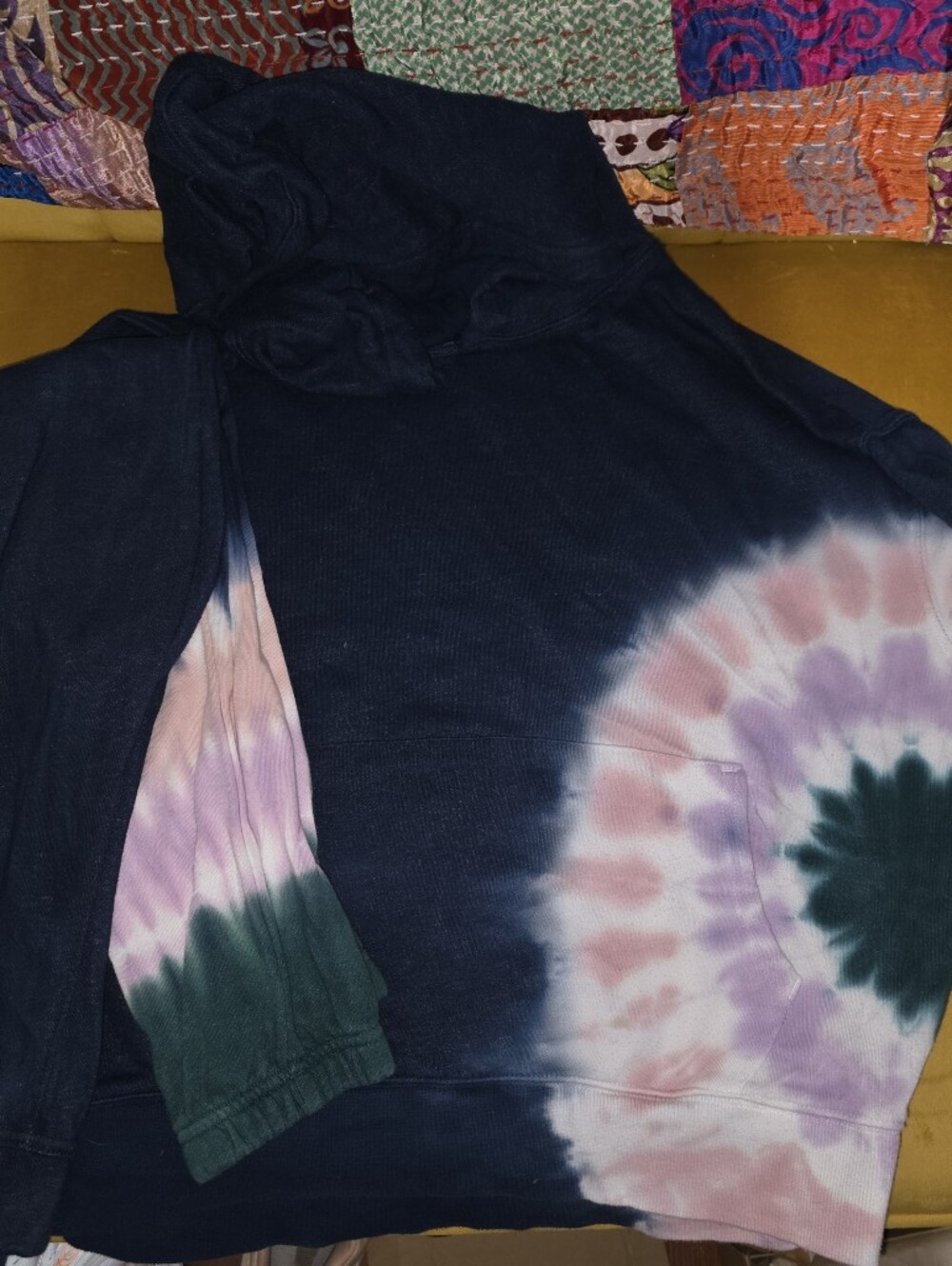 Wild Fox Size Medium Tie-Dye Hoodie Sweatshirt And Pants - Navy, Pink & Green